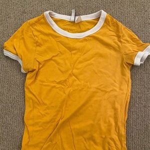 yellow tshirt from h&m